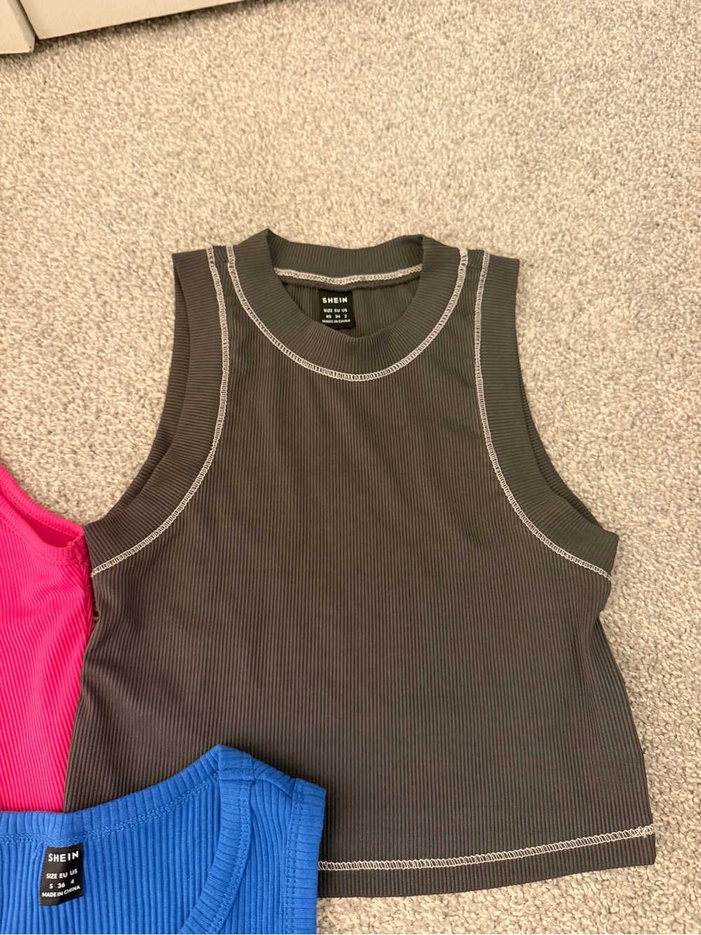 Bundle Ribbed Crop Tops - Picture 4 of 4
